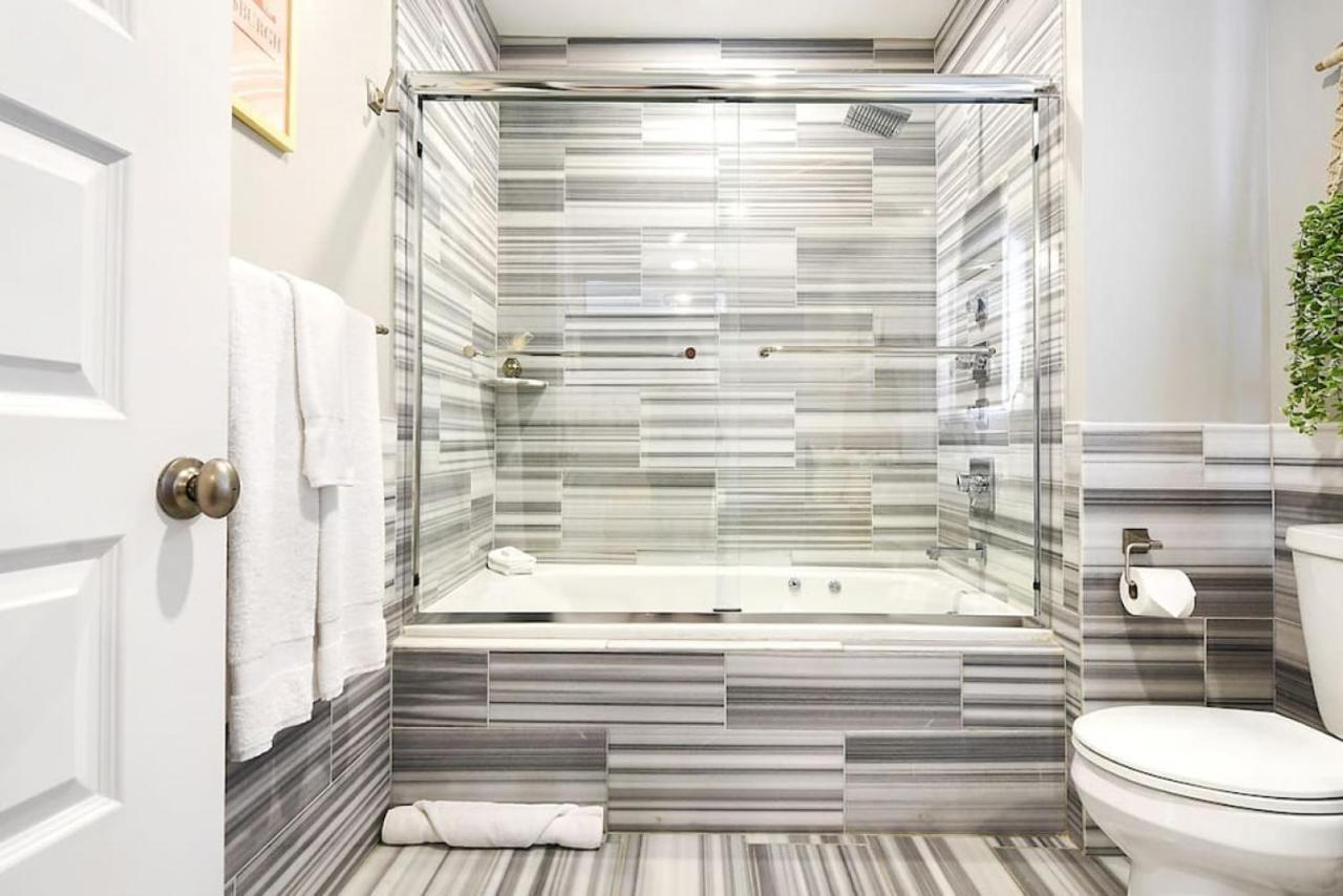 Hostwise Stays - The Washington At Chatham - Free Parking, Private Gym, More! พิตต์สเบิร์ก ภายนอก รูปภาพ