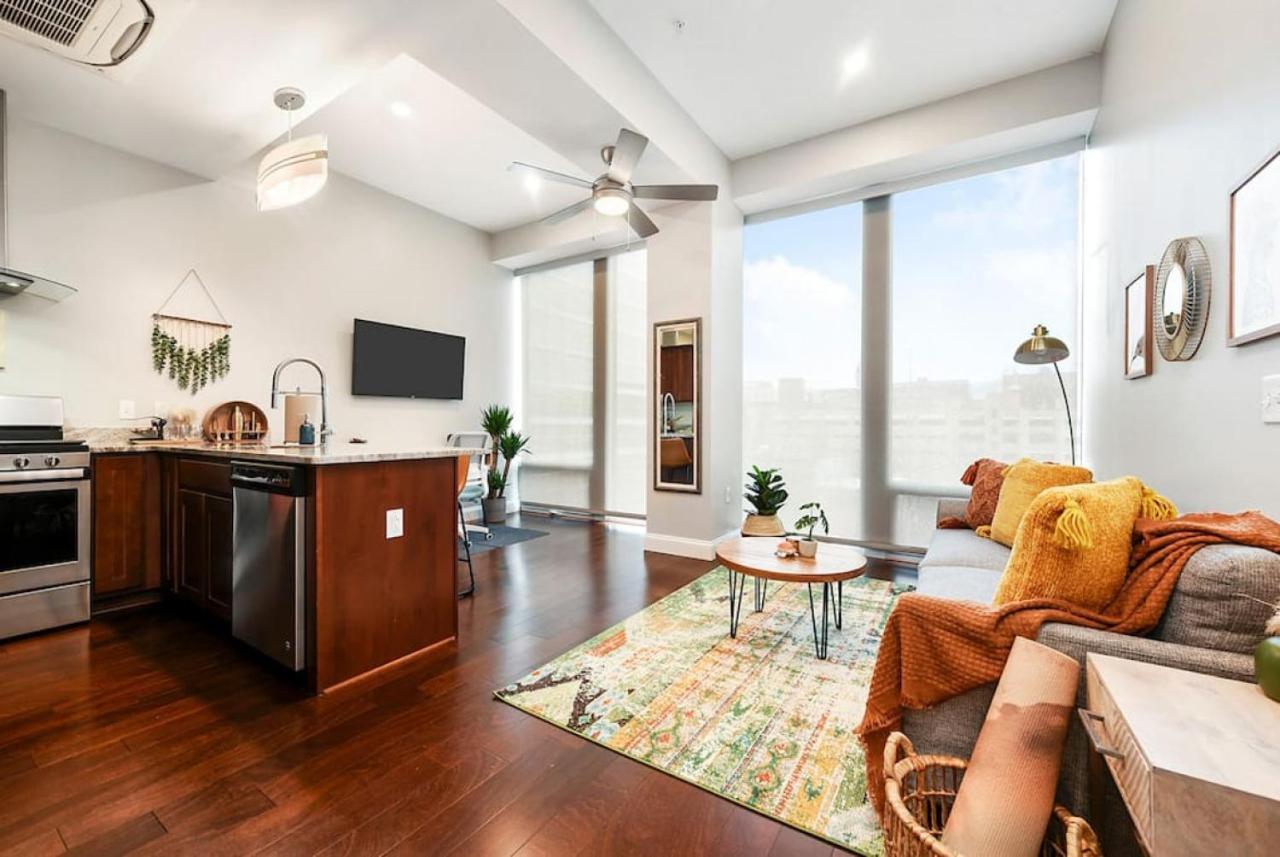 Hostwise Stays - The Washington At Chatham - Free Parking, Private Gym, More! พิตต์สเบิร์ก ภายนอก รูปภาพ